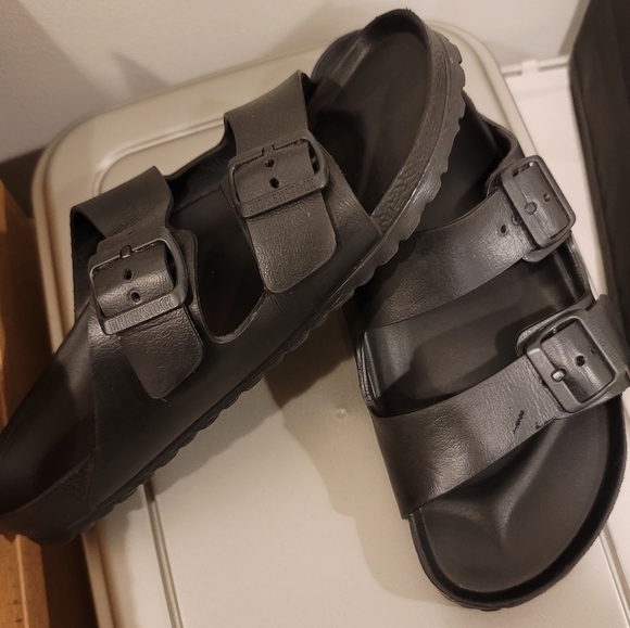 New Birkenstock Sandals - Picture 2 of 3